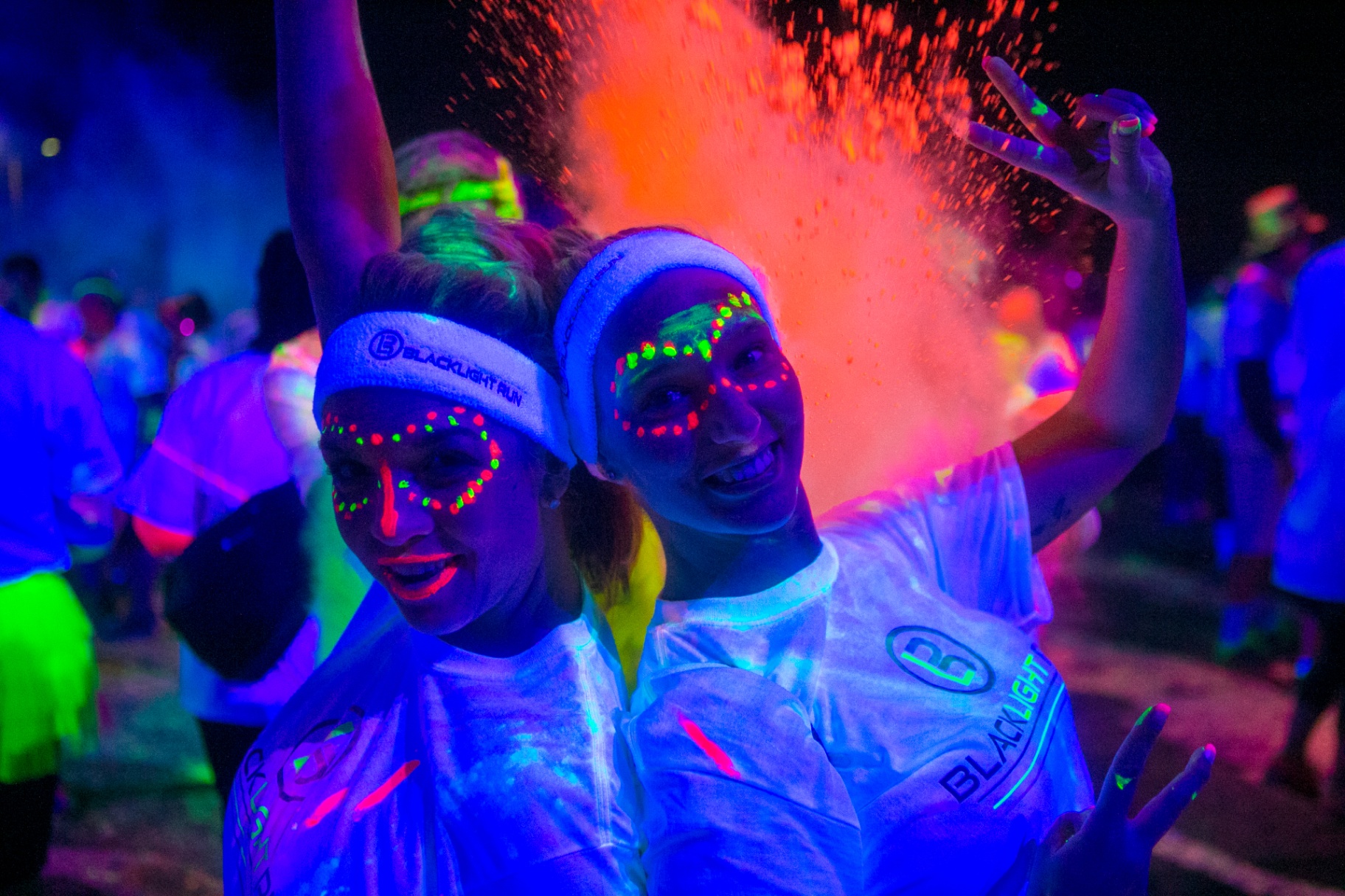 Find Blacklight Run Events Near You | Glow 5K
